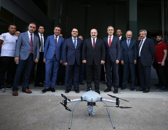 Bakan Varank Teknopark İstanbul'u ziyaret etti